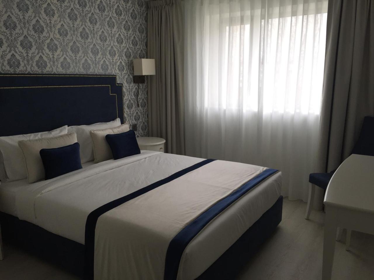 Hotel Les 3 Vallees Саран Екстериор снимка