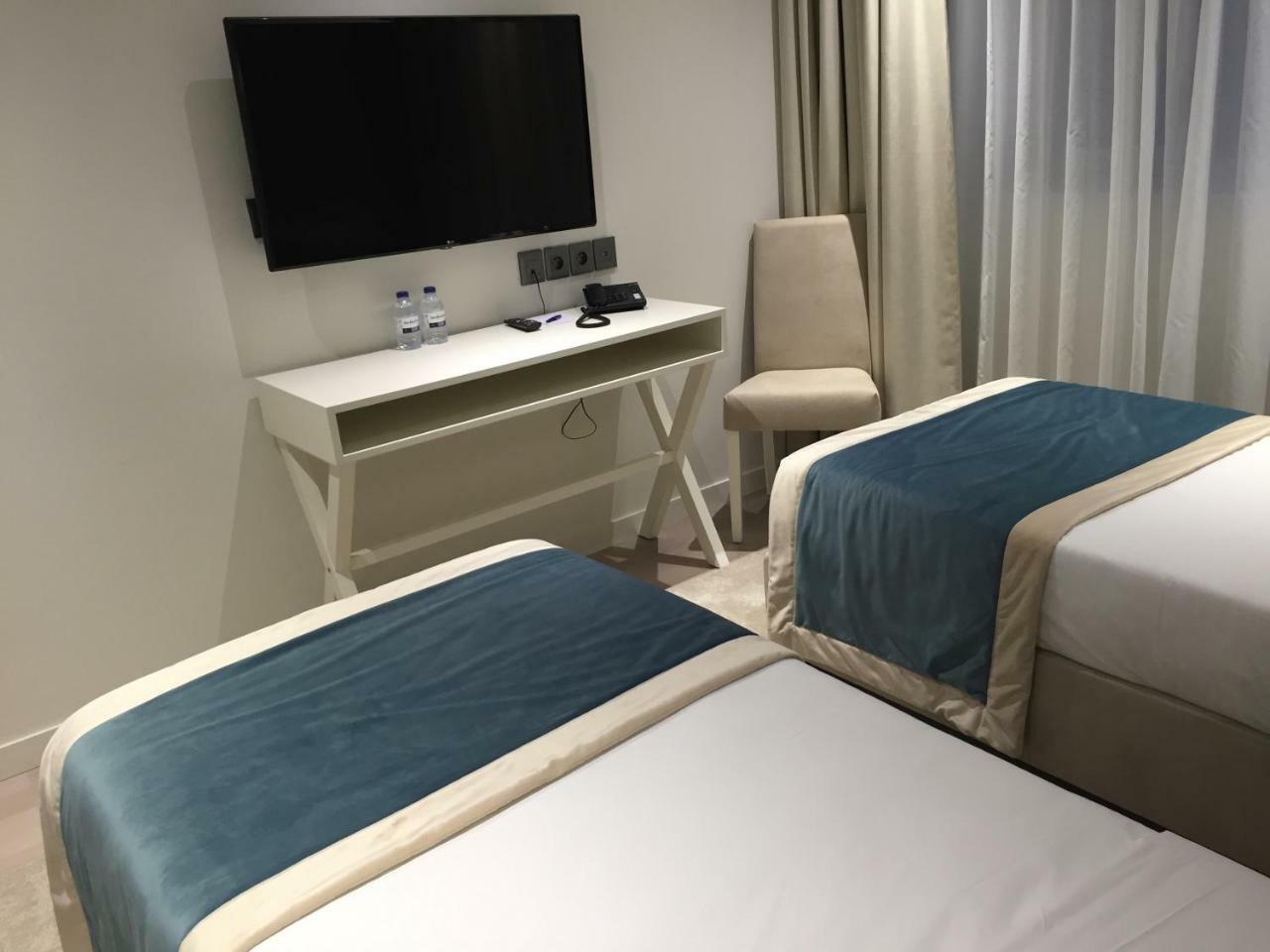 Hotel Les 3 Vallees Саран Екстериор снимка